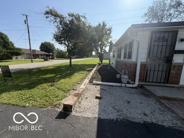 336 E Wilkison, Montezuma, IN 47862