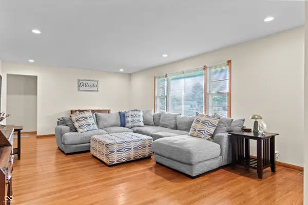 2209 S Miller AVE, Shelbyville, IN 46176