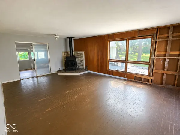 741 Lakeview DR, Noblesville, IN 46060