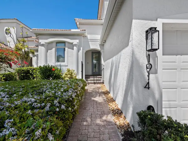 1914 HARBOUR LINKS CIR #10, Longboat Key, FL 34228