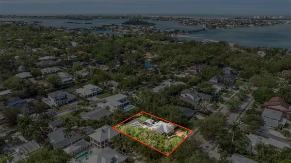 1714 SOUTH DR, Sarasota, FL 34239