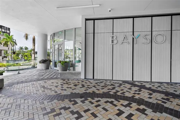 301 QUAY COMMONS #1009, Sarasota, FL 34236