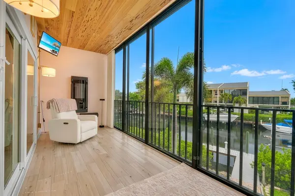 4104 128TH ST W #702, Cortez, FL 34215