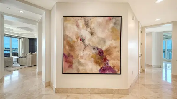 464 GOLDEN GATE PT #702, Sarasota, FL 34236