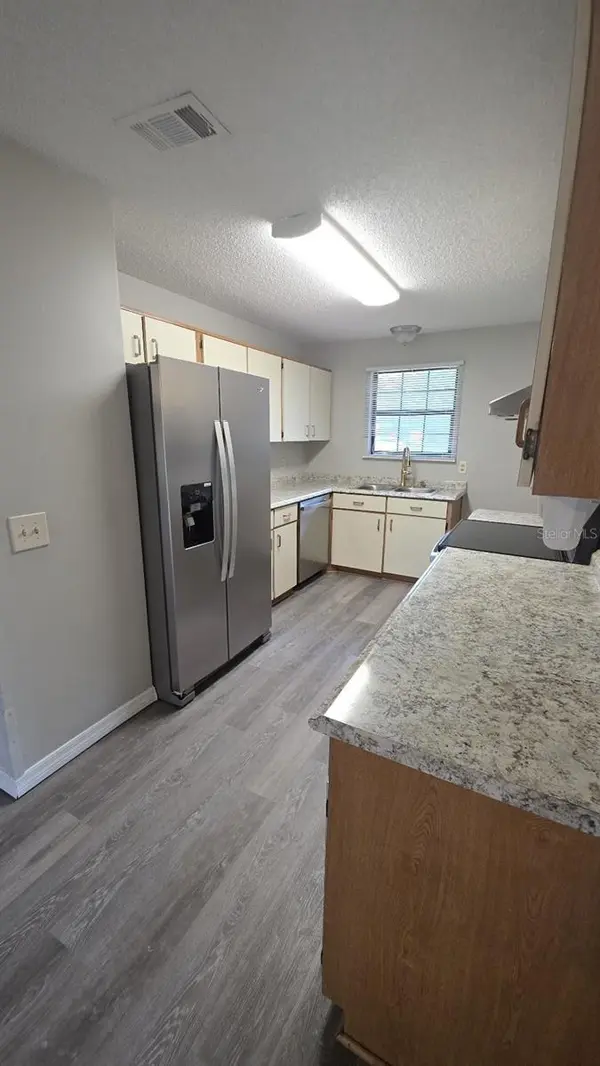 24 WELLSIDE LN, Palm Coast, FL 32164