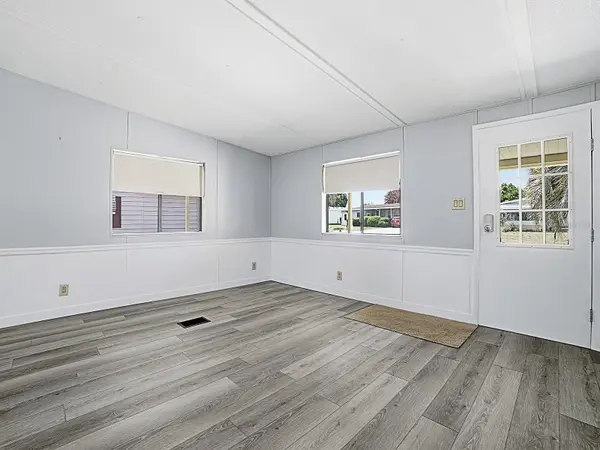 721 SHARON DR, The Villages, FL 32159