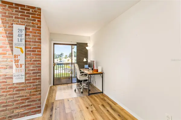 1051 S HIGHLAND ST #7D, Mount Dora, FL 32757
