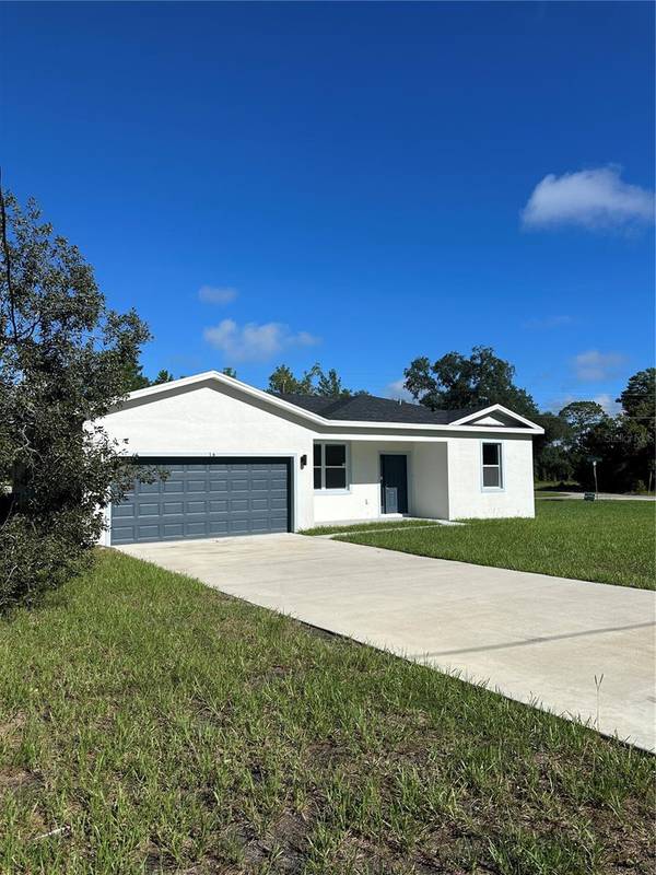 14 FISHER CT, Ocklawaha, FL 32179