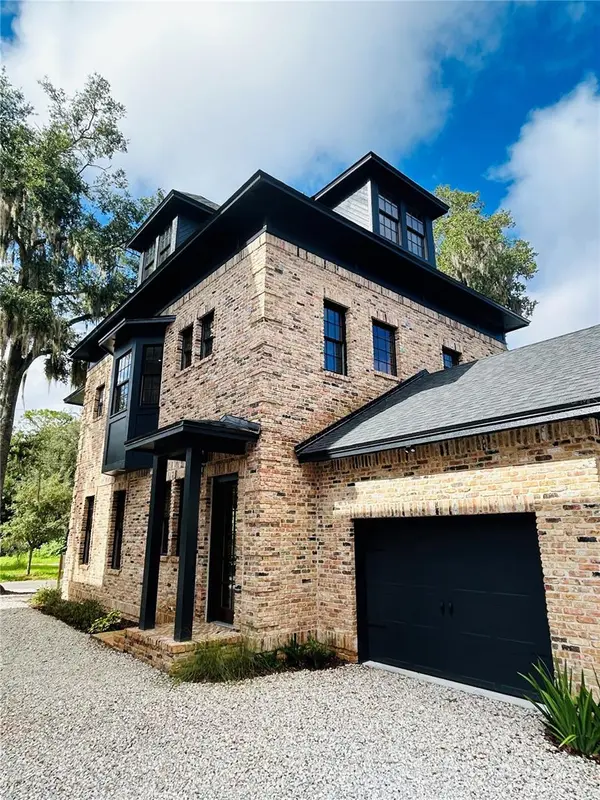 294 NW 12TH AVE, Gainesville, FL 32601