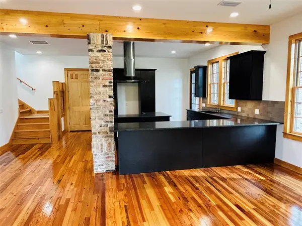 294 NW 12TH AVE, Gainesville, FL 32601