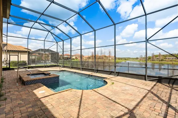 1831 VIA LAGO DR, Lakeland, FL 33810
