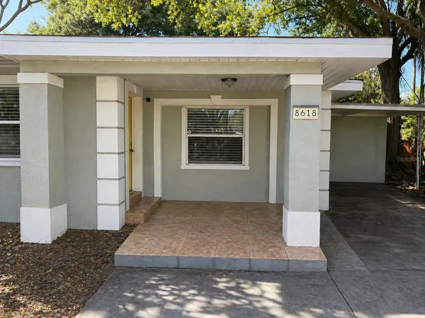 8618 GRANDVIEW DR, Tampa, FL 33617
