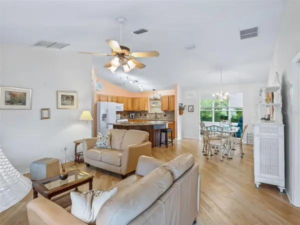 9671 SE 168TH MAPLESONG LN, The Villages, FL 32162