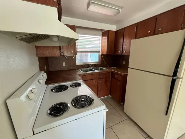 311 4TH ST N #2, Lake Wales, FL 33853