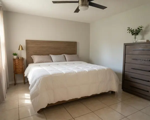 918 LAKE DESTINY RD #A, Altamonte Springs, FL 32714