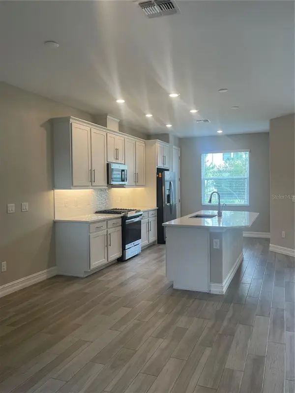 4596 ALMADA LN, Wesley Chapel, FL 33543