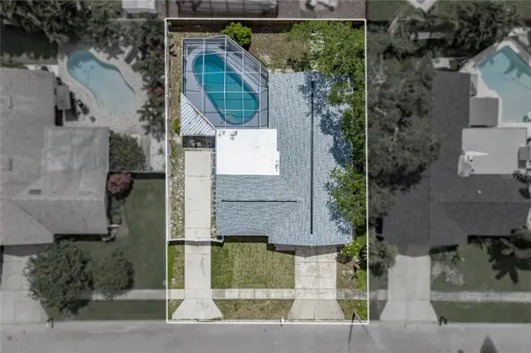 9305 120TH LN, Seminole, FL 33772