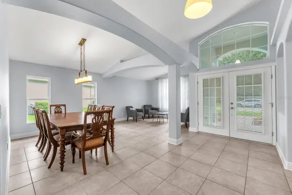 16405 BRIDGEWALK DR, Lithia, FL 33547