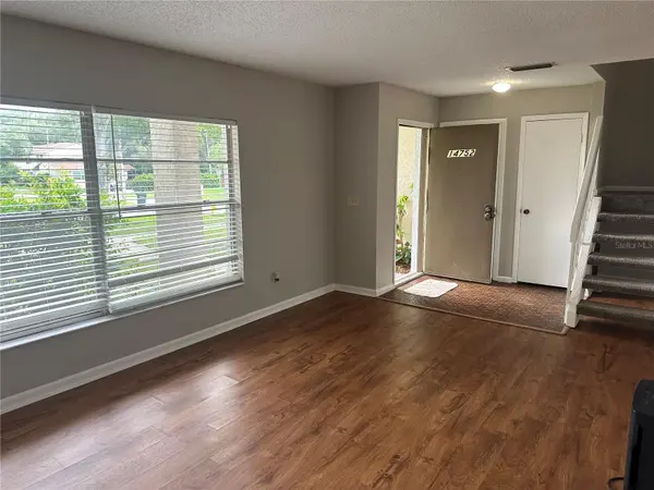 14752 MORNING DR, Lutz, FL 33559