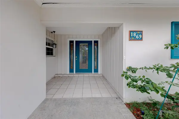 1869 SOUTHWOOD LN, Clearwater, FL 33764