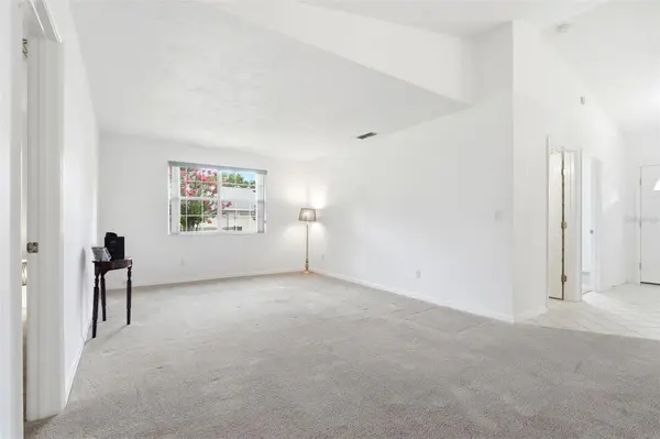 687 WINTERBERRY TRL, Deland, FL 32724