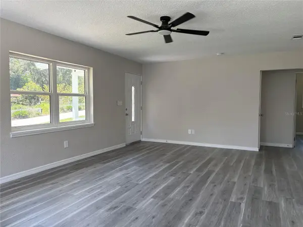 2094 PENN DR, Deland, FL 32724