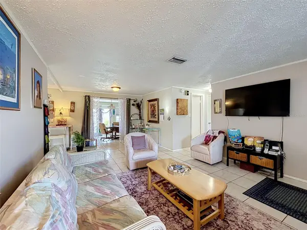 3649 HOLIDAY LAKE DR, Holiday, FL 34691