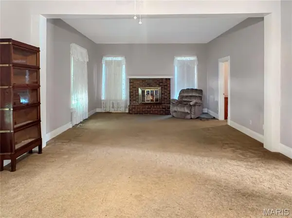 305 E Main ST, Washington, MO 63090
