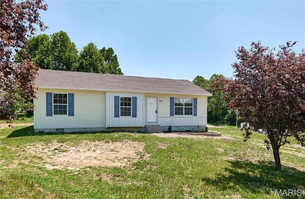 360 Julie CT, Elsberry, MO 63343