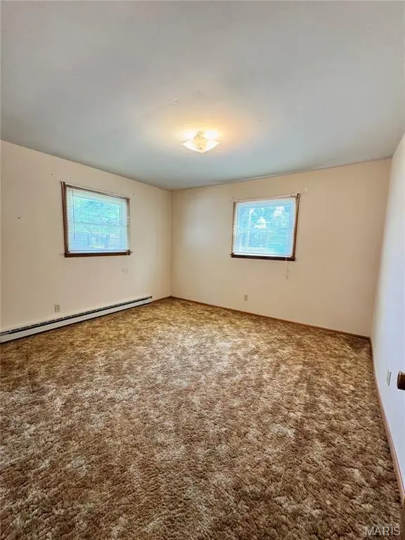 210 N 6th ST, Elsberry, MO 63343