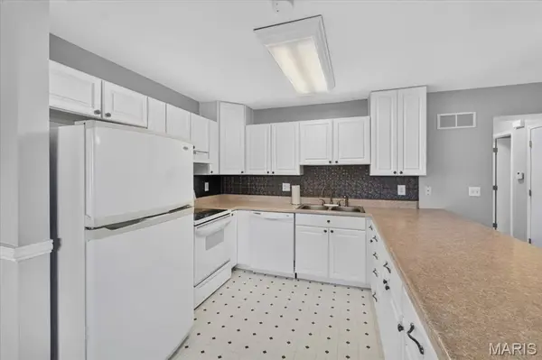 6 Megans CT #C, O'fallon, MO 63366