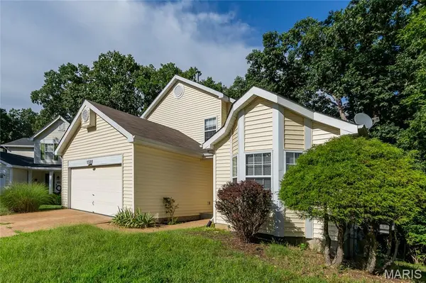 1501 Strawberry Glen CT, Ballwin, MO 63021