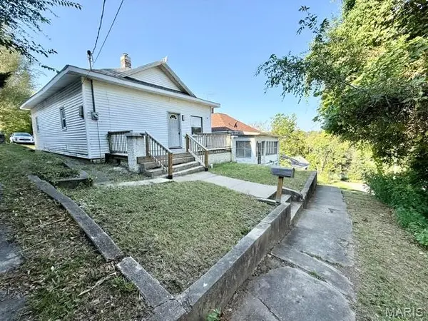 411 Smith ST, Hannibal, MO 63401