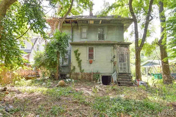 463 Newport AVE, Webster Groves, MO 63119