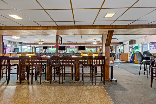 14042 S Croissant DR, Burnham, IL 60633