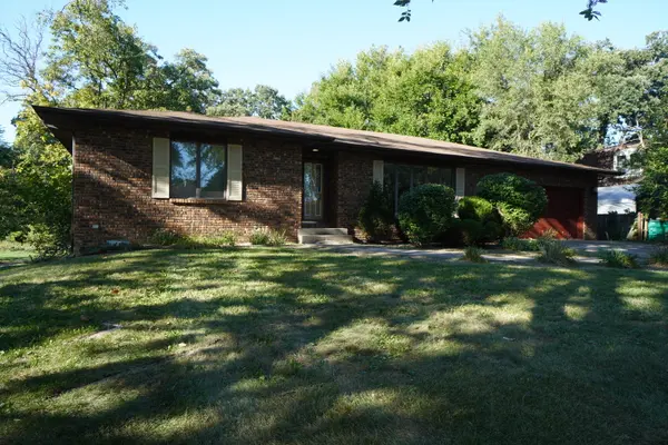 960 W 66th AVE, Merrillville, IN 46410