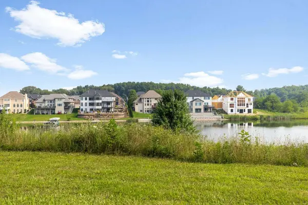 9275 Doubletree DR S, Winfield, IN 46307