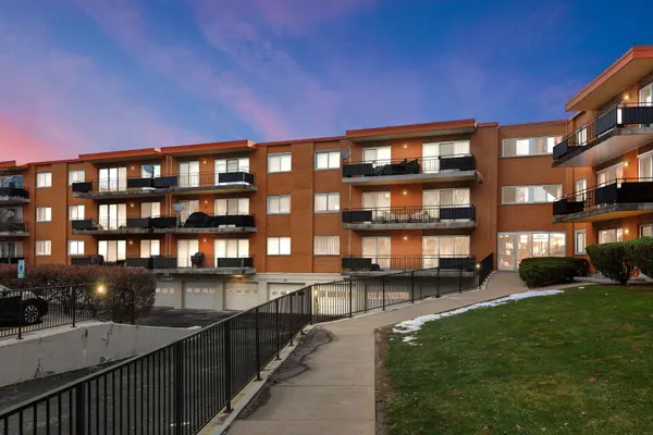 940 Holbrook RD #26C, Homewood, IL 60430