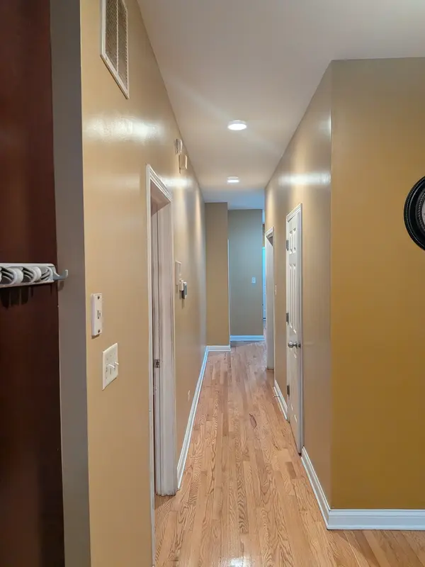 435 E 42nd ST #1, Chicago, IL 60653