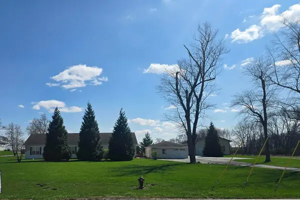10741 W 141st AVE, Cedar Lake, IN 46303