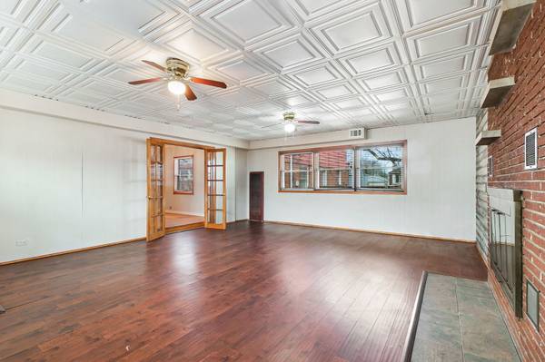 4539 Clyde AVE, Lyons, IL 60534