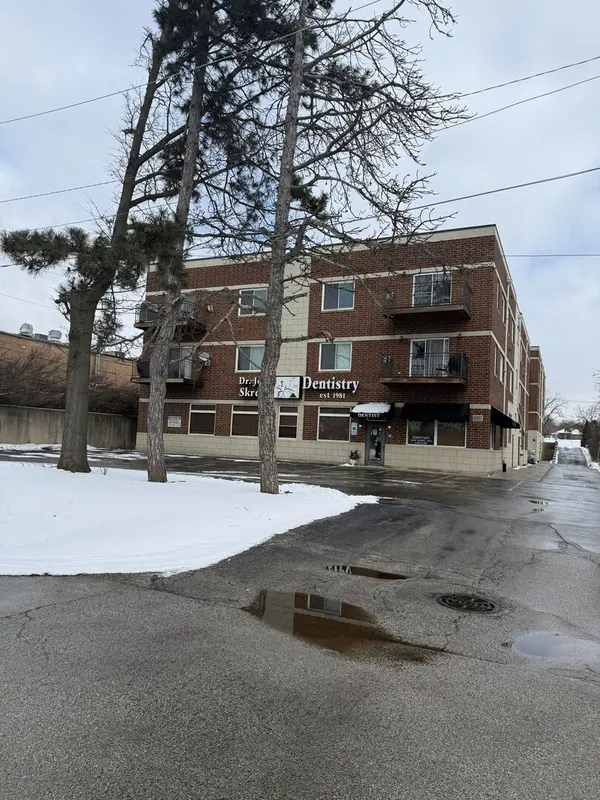 6961 Vine ST #301, Indian Head Park, IL 60525