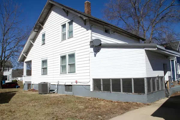 207 Poplar ST, Depue, IL 61322