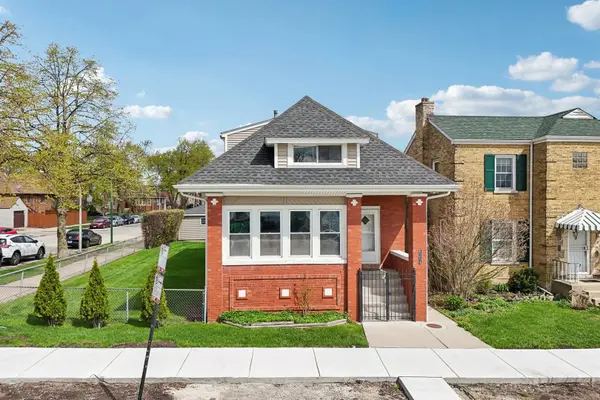 6254 W Barry AVE, Chicago, IL 60634
