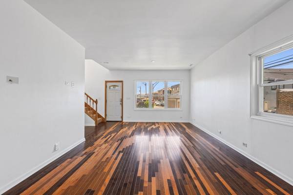 5230 S Lockwood AVE, Chicago, IL 60638
