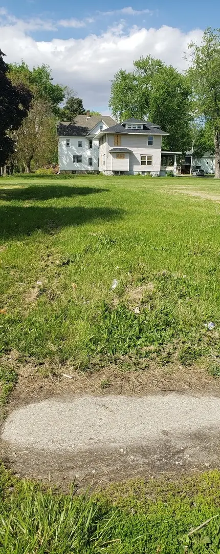 916 E Court ST, Kankakee, IL 60901