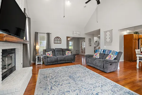 17709 W State Rte 17, Reddick, IL 60961