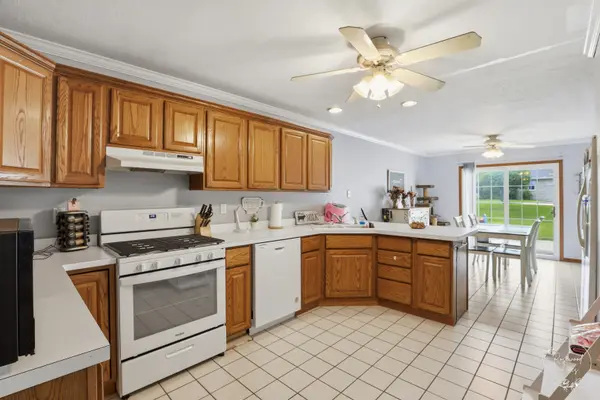 196 E First ST, Manteno, IL 60950