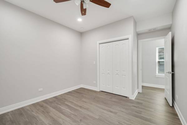 6418 S Champlain AVE, Chicago, IL 60637