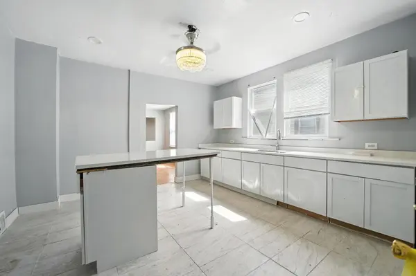 307 E 136th PL, Chicago, IL 60827